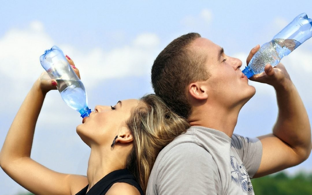 A quelle fréquence boire avant, pendant, après le sport ?